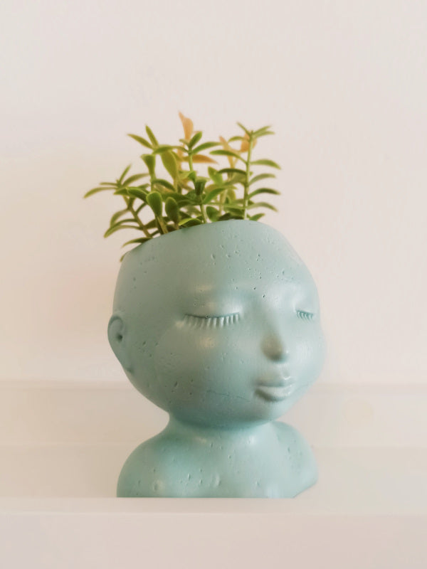 Pot Visage – pièce artisanale en Jesmonite