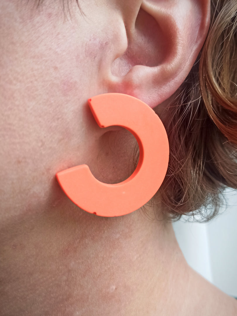 Boucles d'oreilles DeuxC - graphiques et colorées