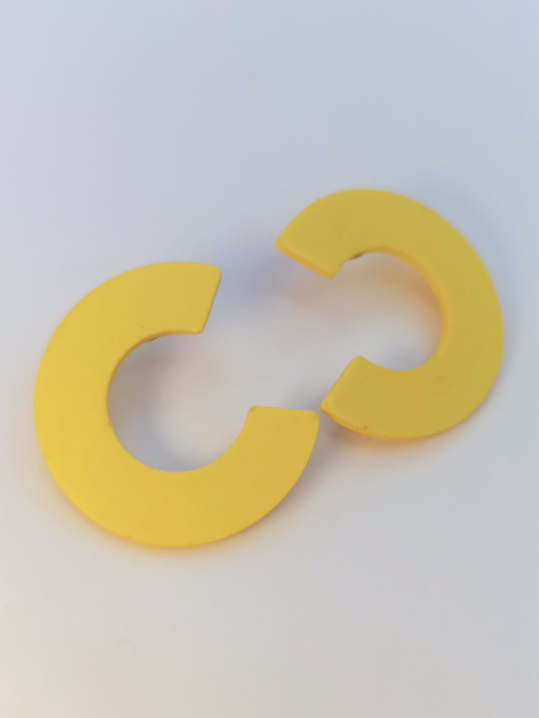 Boucles d'oreilles DeuxC - graphiques et colorées