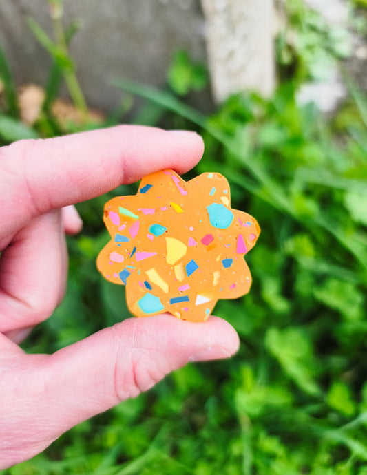 Boucles d'oreilles Gunta - Grands soleils Jesmonite