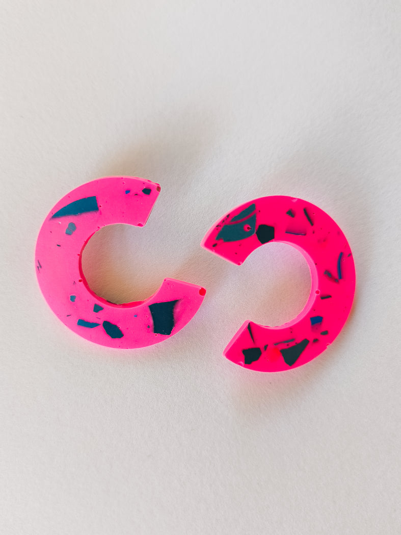Boucles d'oreilles DeuxC - graphiques et colorées