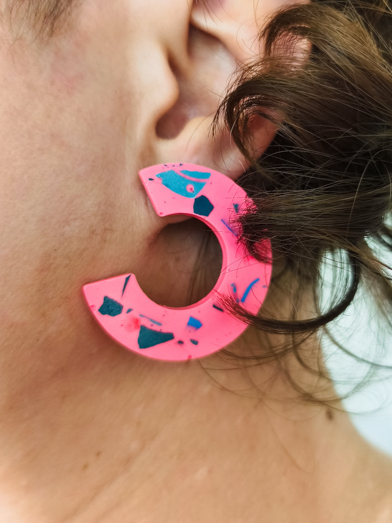 Boucles d'oreilles DeuxC - graphiques et colorées