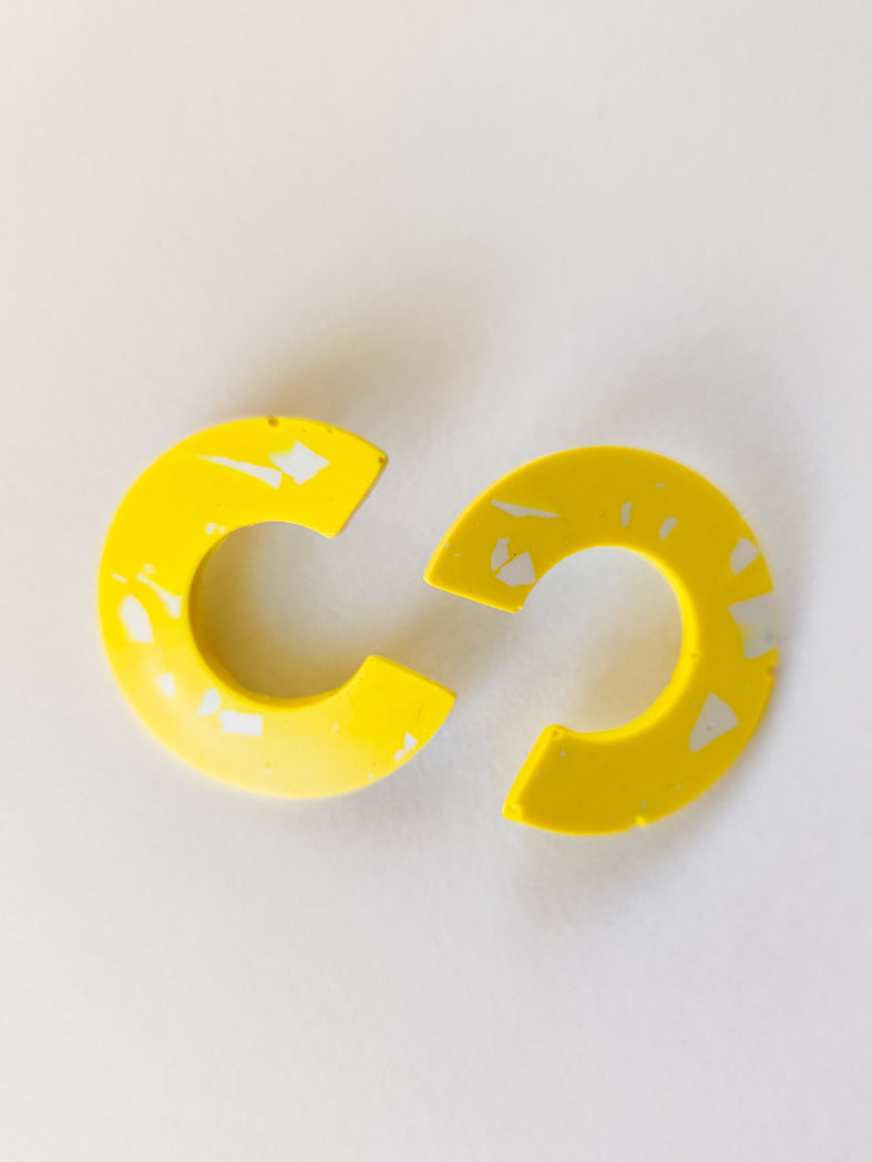 Boucles d'oreilles DeuxC - graphiques et colorées