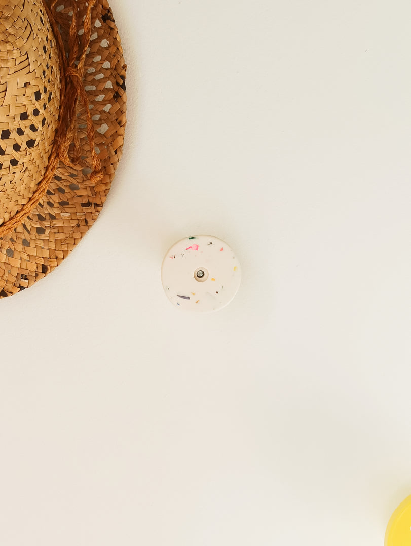 Patère murale Berthe en Jesmonite terrazzo – petit ou grand modèle