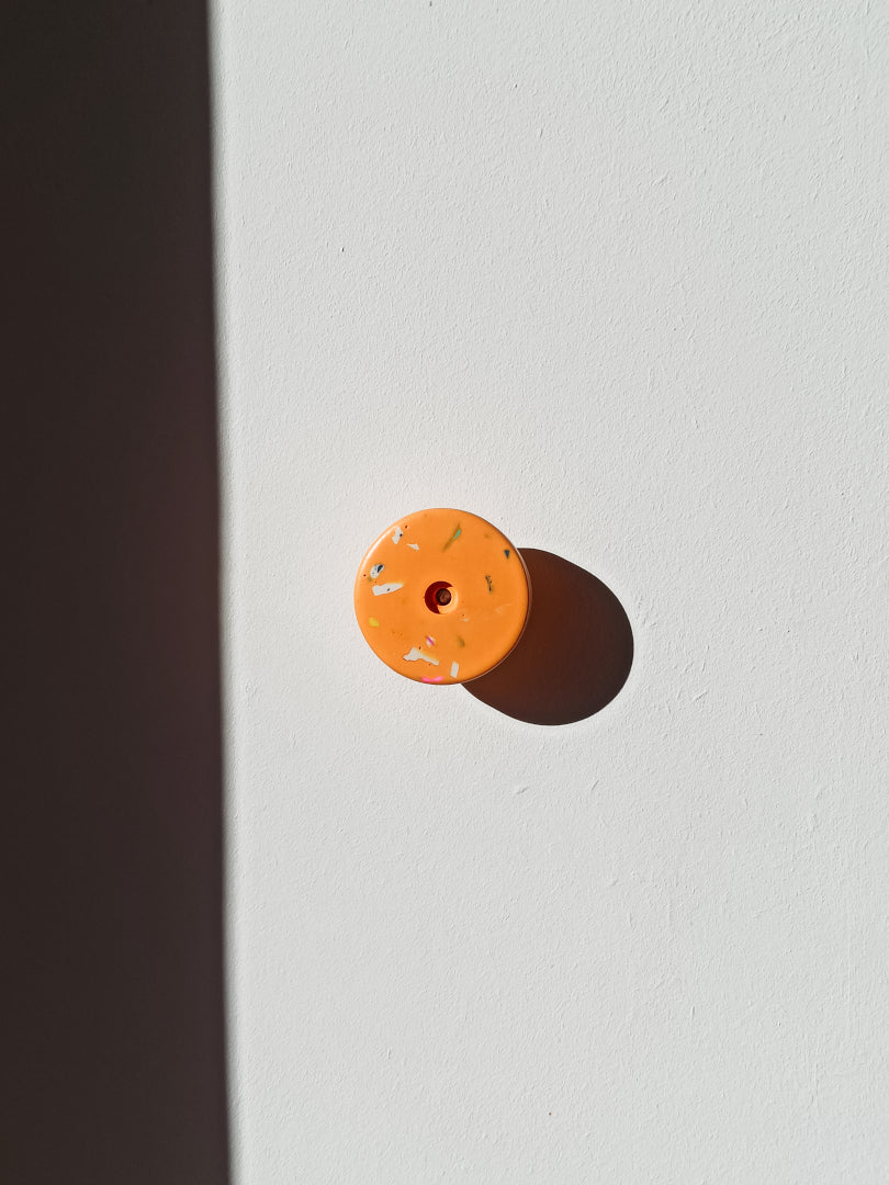 Patère murale Berthe en Jesmonite terrazzo – petit ou grand modèle